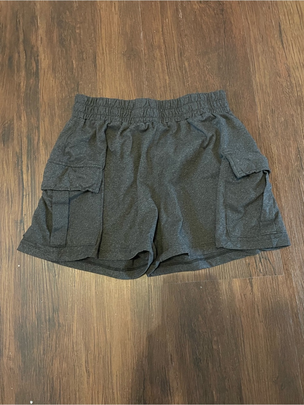 Women’s Gray Cargo Pocket Shorts - Comfortable Everyday Style